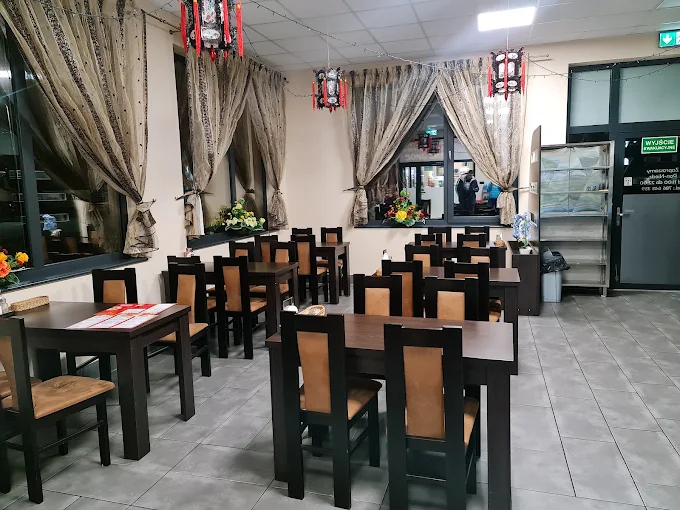 Wnętrze restauracji Song Lam